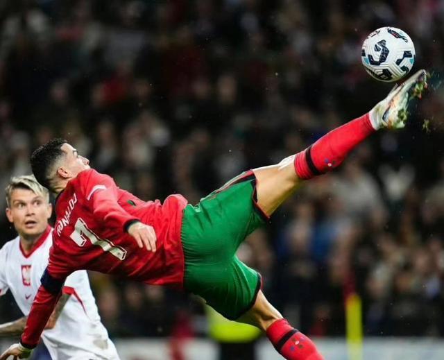 C罗连续五场比赛得分超过爆冷，勇士不断突破！再创辉煌时刻的简单介绍